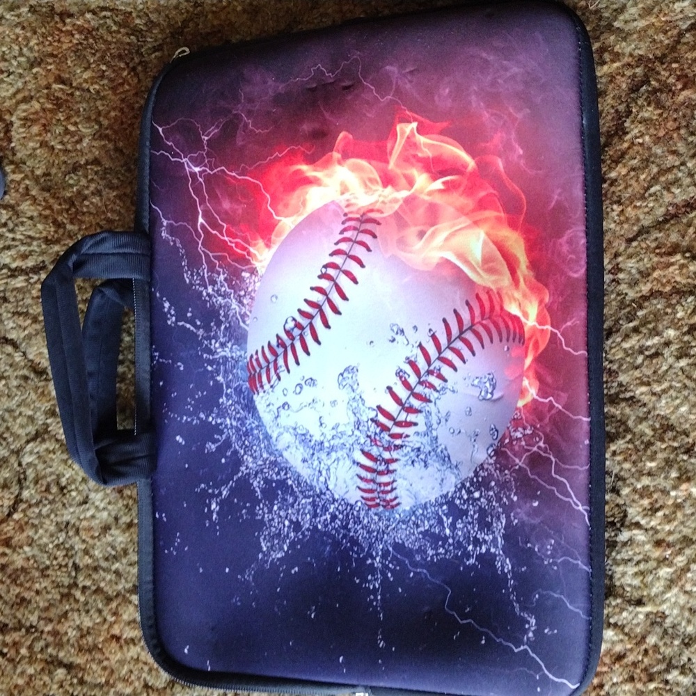 Laptop case - padded baseball theme